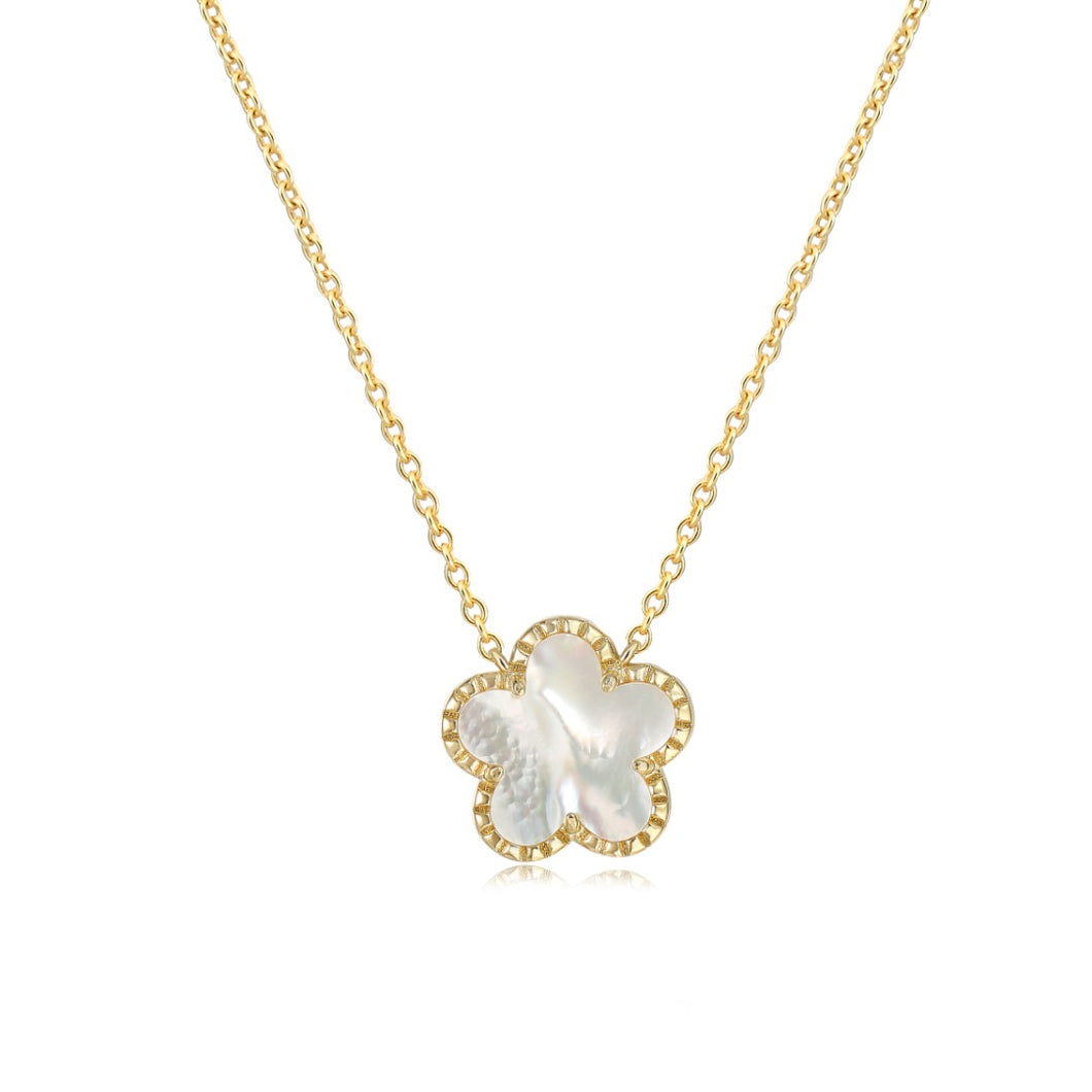 Mother of Pearl Flower Pendant Necklace